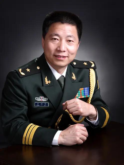 杨利伟退休待遇揭秘：没有巨额奖金，只有“终身金钟罩”…… “听说杨利伟退下来