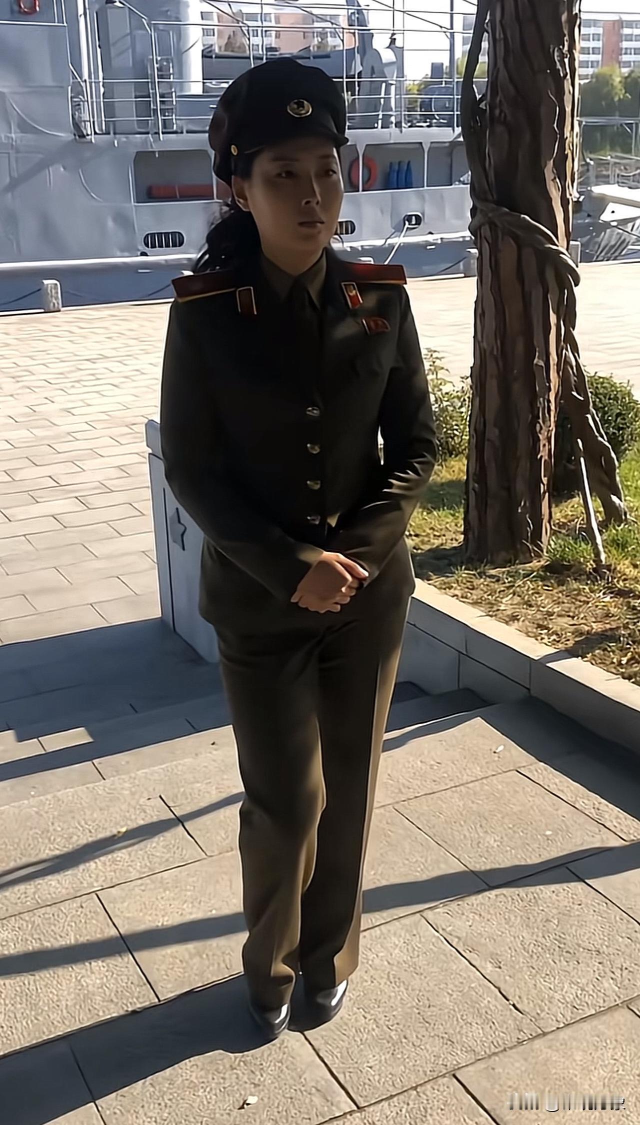 朝鲜女兵