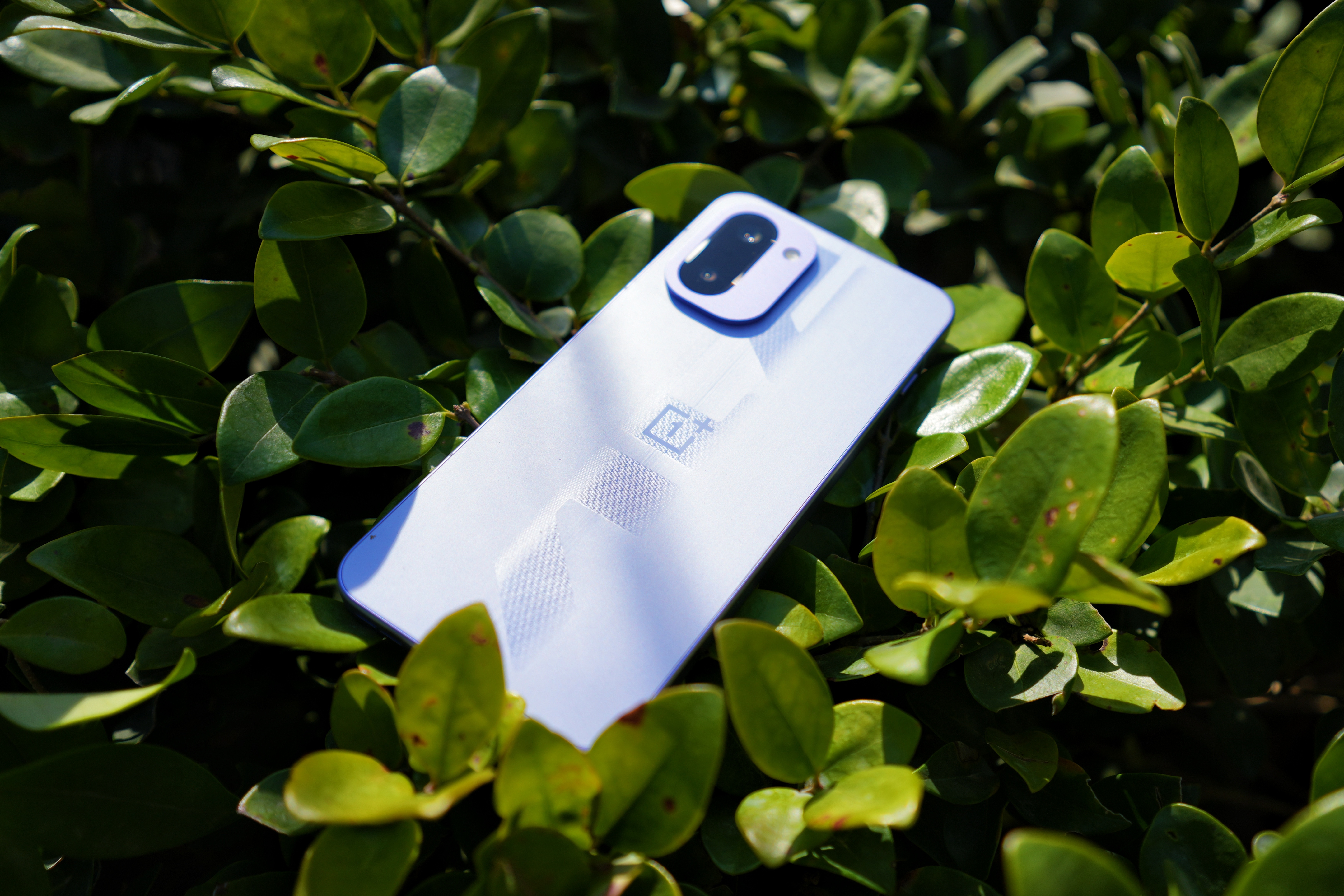 📸上手这台一加Ace6T，第一感受就是三个字：“不怕用”。⚡8300mA