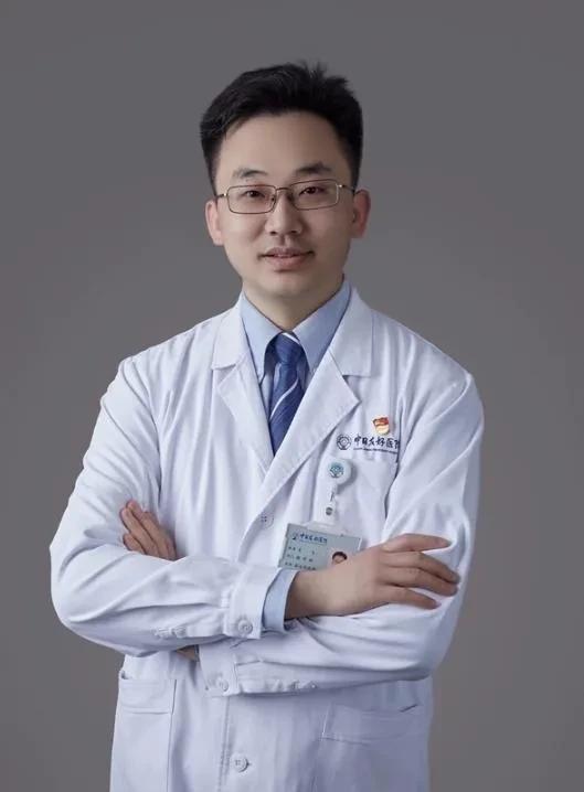 别人看热闹，咱得看门道！从肖飞医生出轨这件事上来看，以后孩子考大学，即是考最差