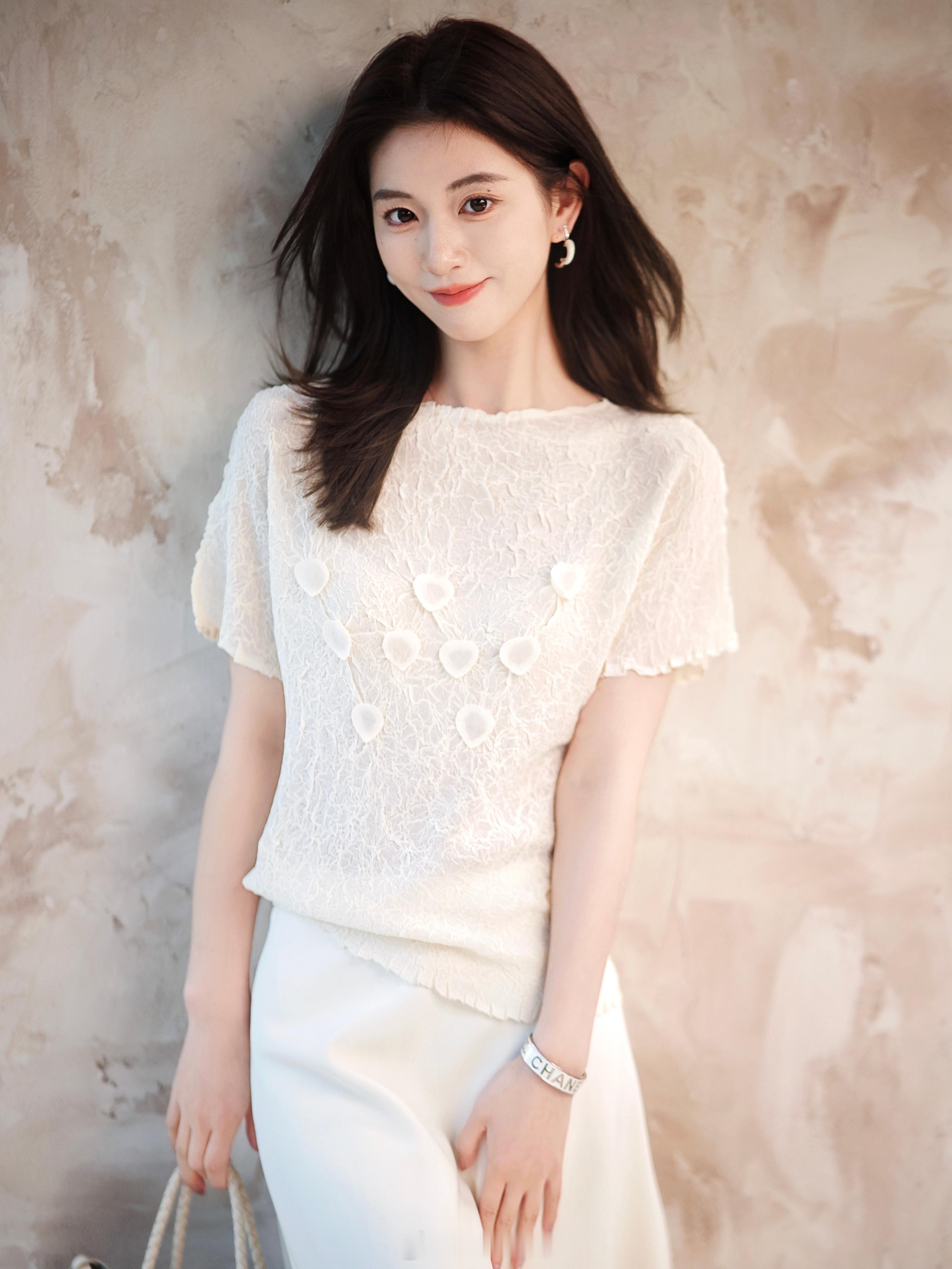 超超超大弹力T恤！你值得拥有！整身褶皱肌理+立体爱心设计简约又不简单并且贼显瘦