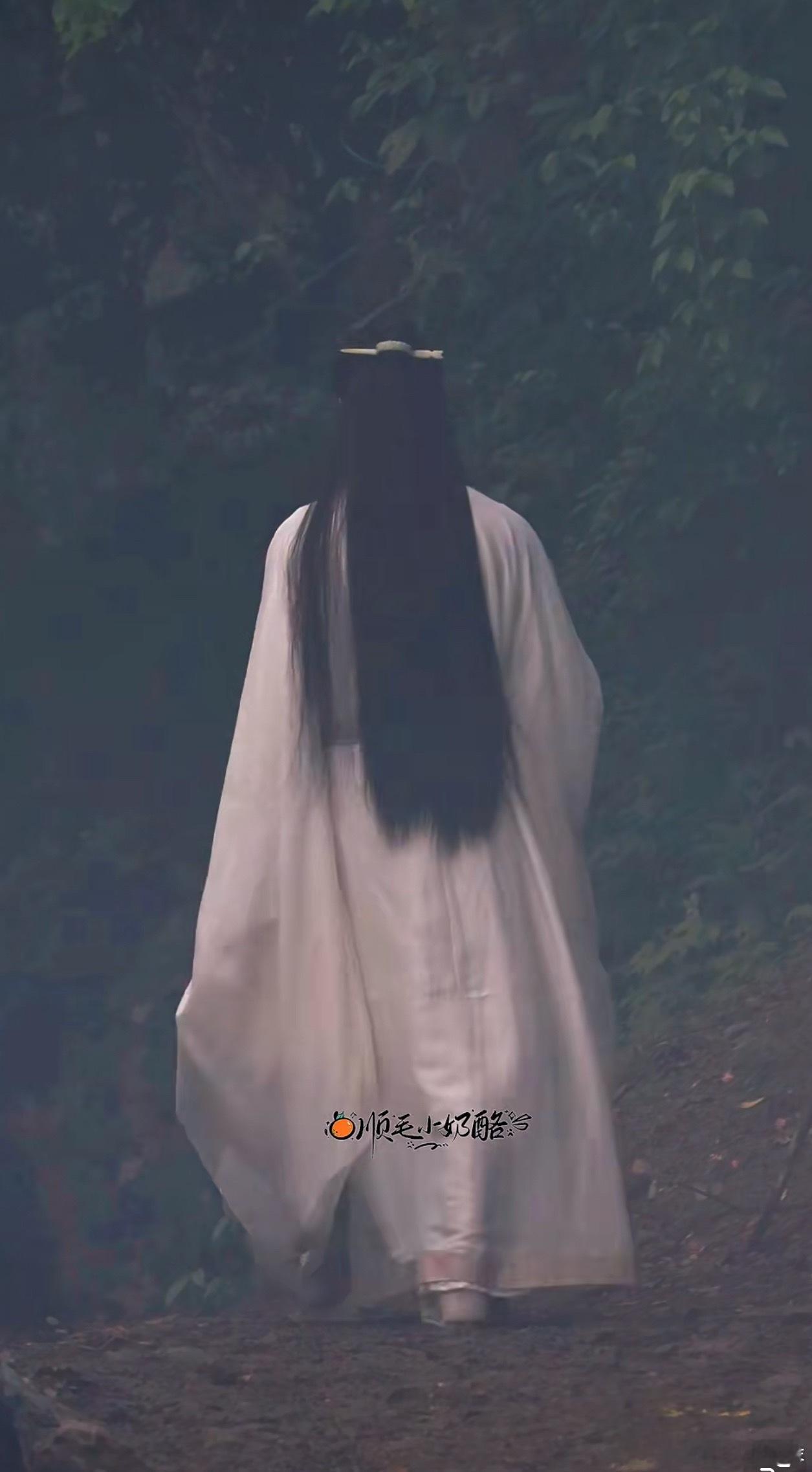 金枝这个路透也很不错，古朴感