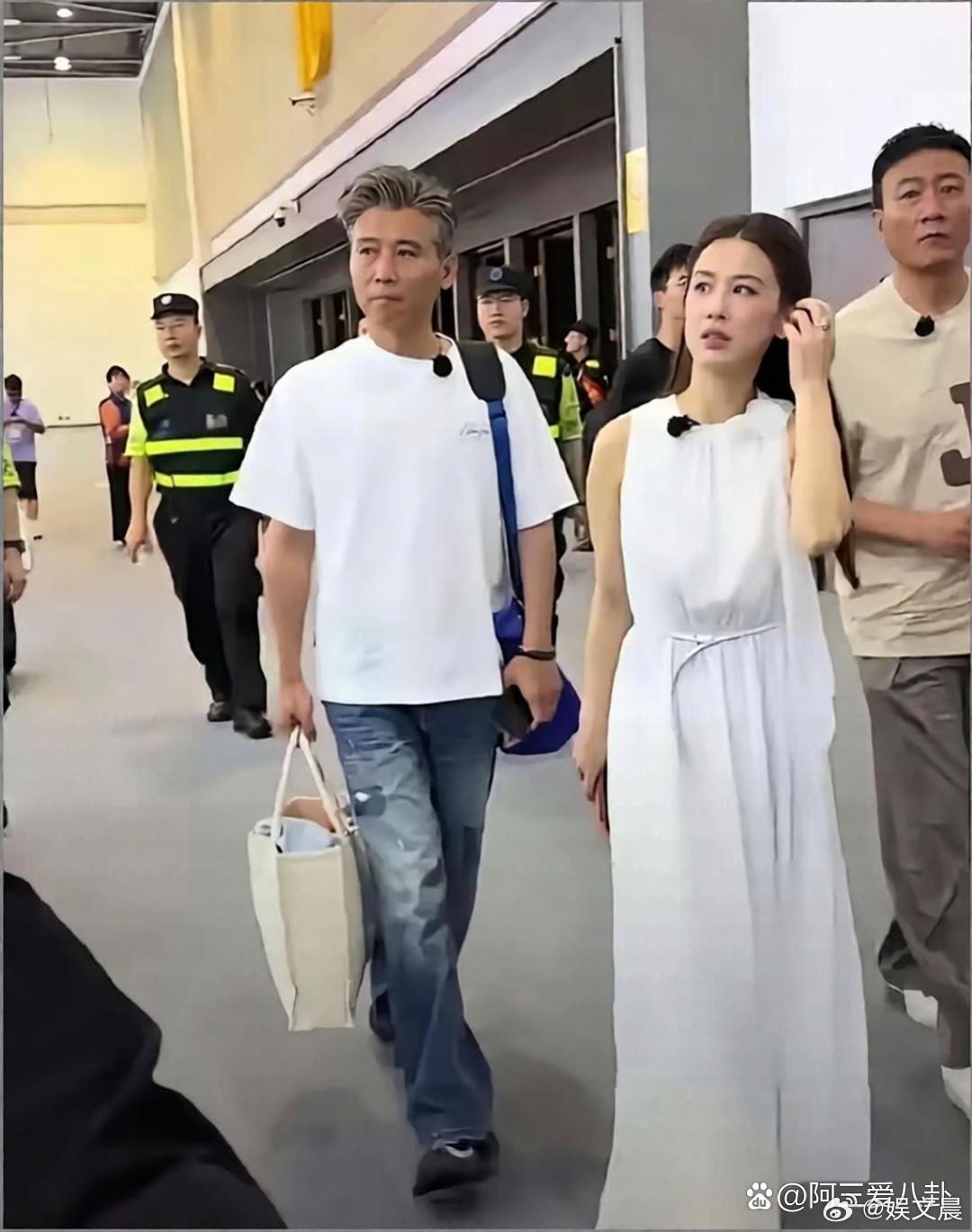 没想到这是黄圣依，气质样貌变化很明显，和印象里的模样大不相同。