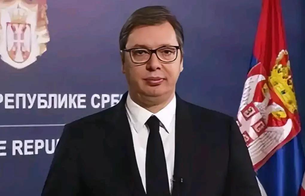 《图片报》报道，当地时间13日，塞尔维亚总统武契奇，在接受采访时表示，贝尔格莱德