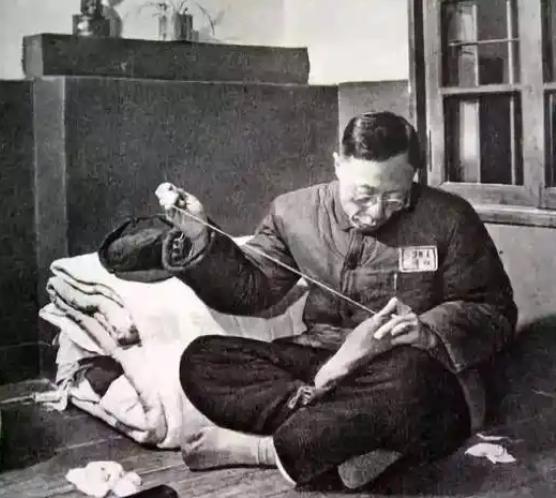 很多人不理解，溥仪为什么可以活到六十年代？我不是给满清洗白，因为溥仪是个非常厉害