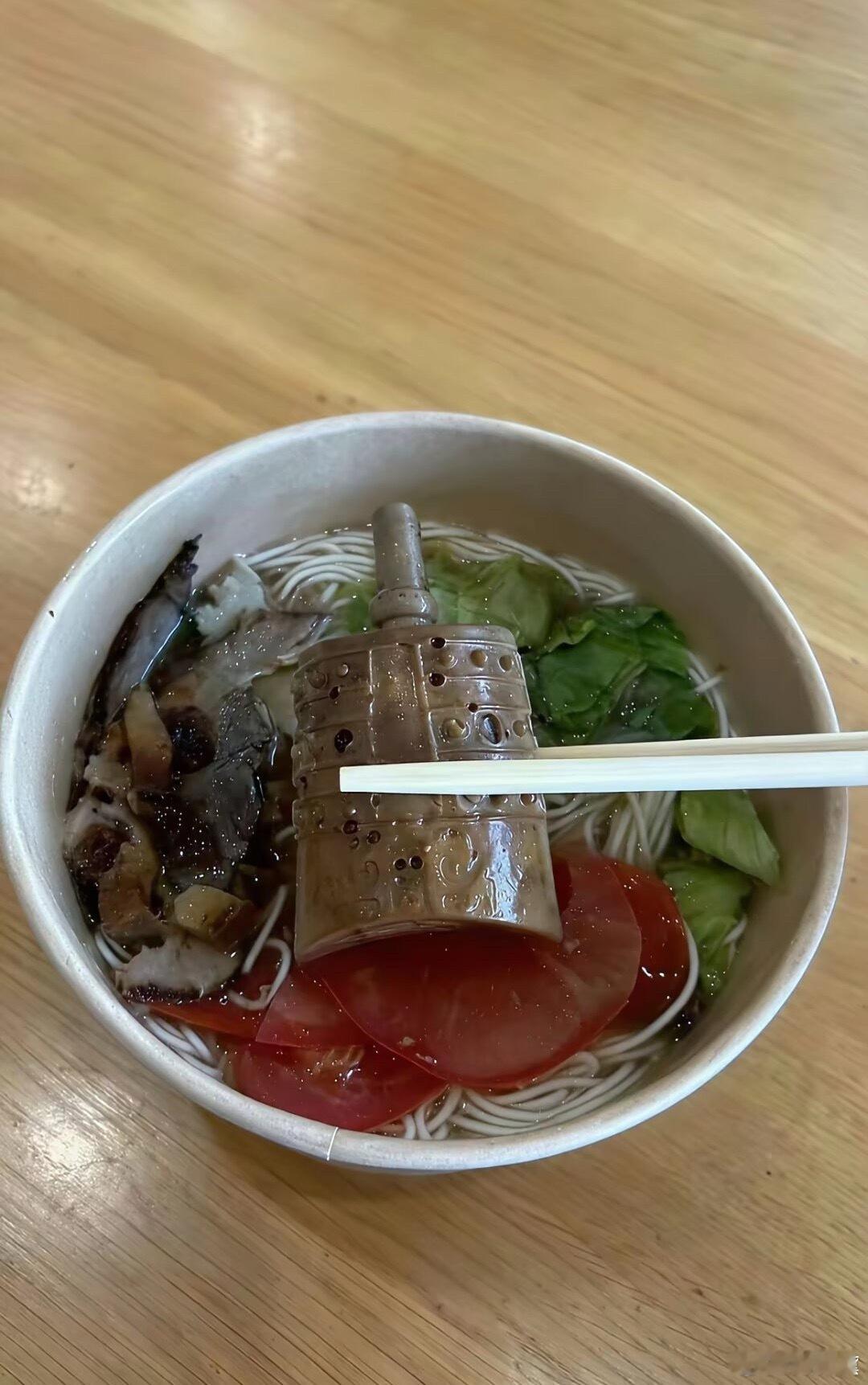 现在卖鸡蛋都这么卷了吗？