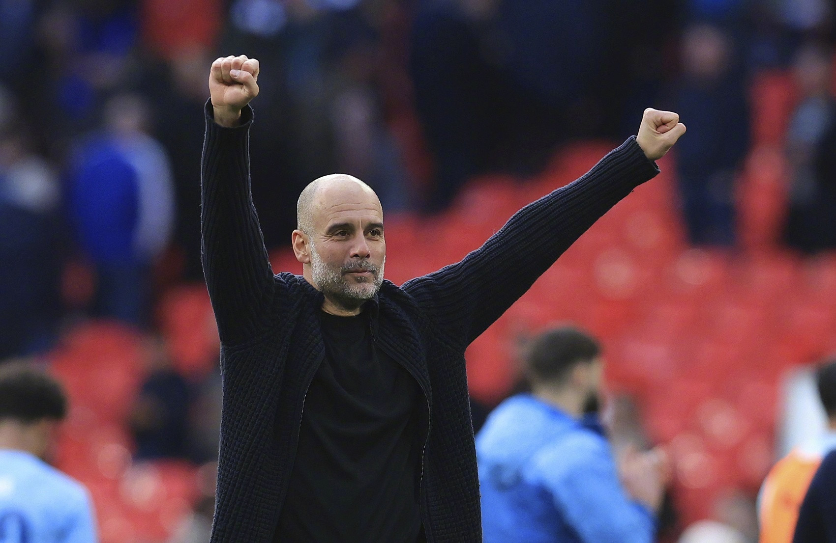 欧冠联赛阶段，曼城客场2-1逆转皇马，曼城取得各赛事4连胜，皇马遭遇两连败。两队