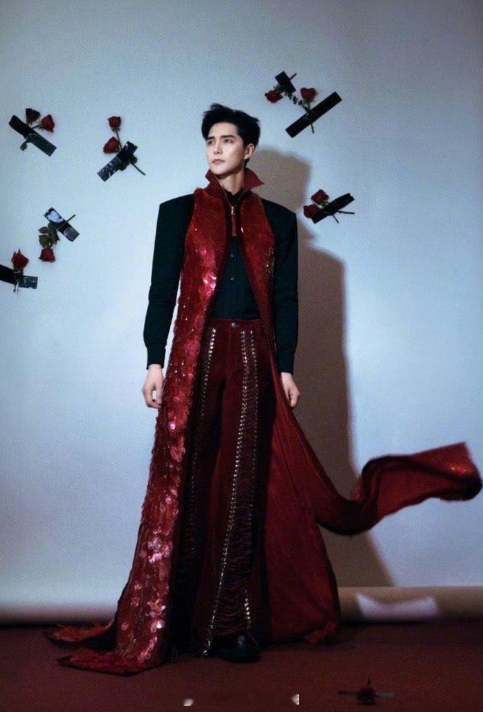 那英感谢阿云嘎托举心仪选手声鸣远扬直播从《地心》舞台到那英的感谢，我们看到了前