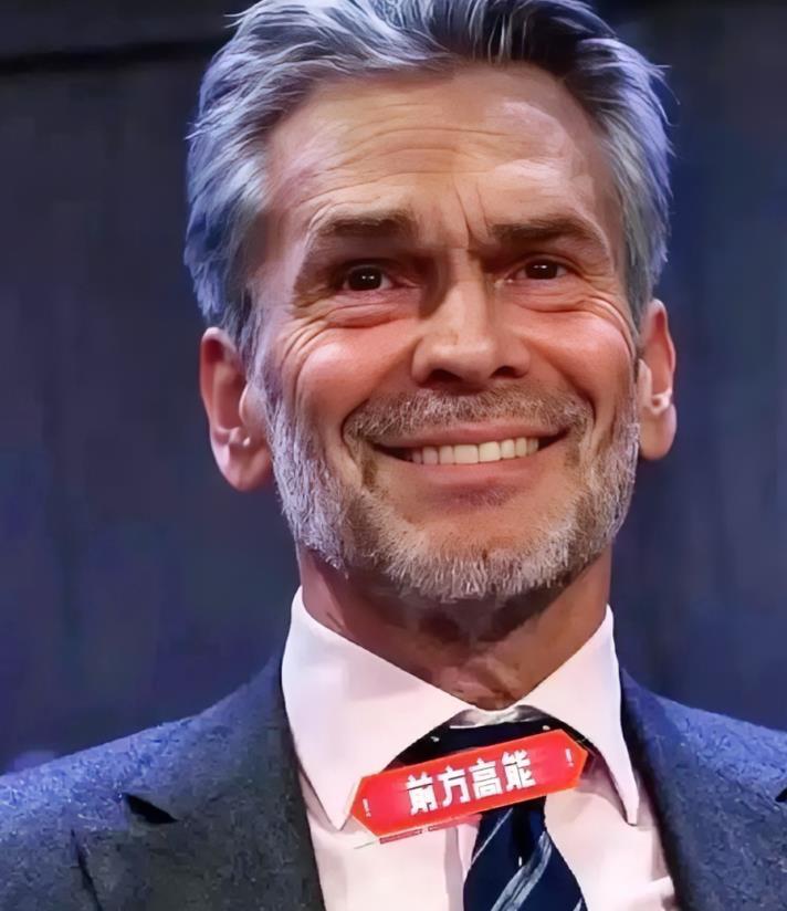 封锁之下，中国光刻机突围：从“卡脖子”到自主创新的逆袭之路