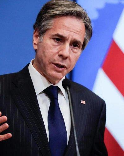 美国不装了！一名记者问道：“你不允许其他大国在人工智能领域制定规则？”布林肯口出
