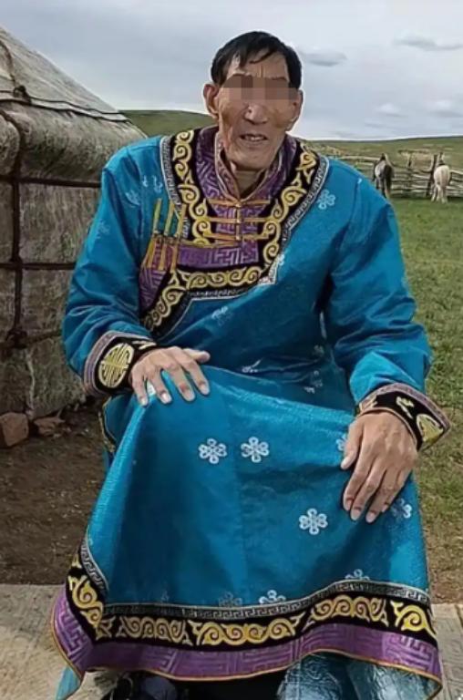 75岁中国第一巨人鲍喜顺，57岁那年不听医生劝阻执意生子，18年后儿子高考体检身