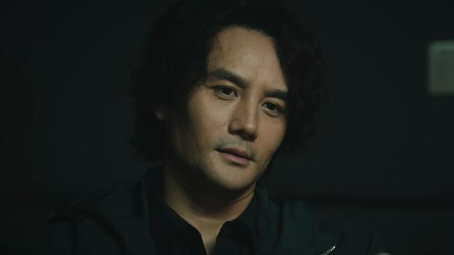 《交锋》马憩要辞职了。林看山对马憩说：“台北的一位先生收到了一份邮件，他知道
