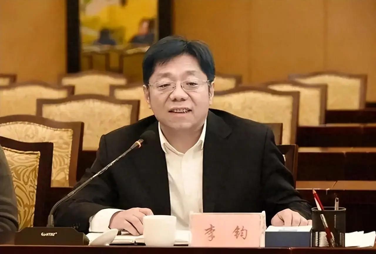 陕西副省长李钧已任陕西省委常委。据陕西日报6月5日消息，李钧同志任陕西省委常委。