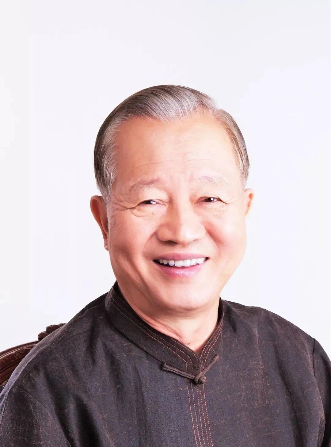 曾仕强教授:“人只有在不牵扯到自己利害关系时，仁义道德讲得清清楚楚，一旦牵涉到自