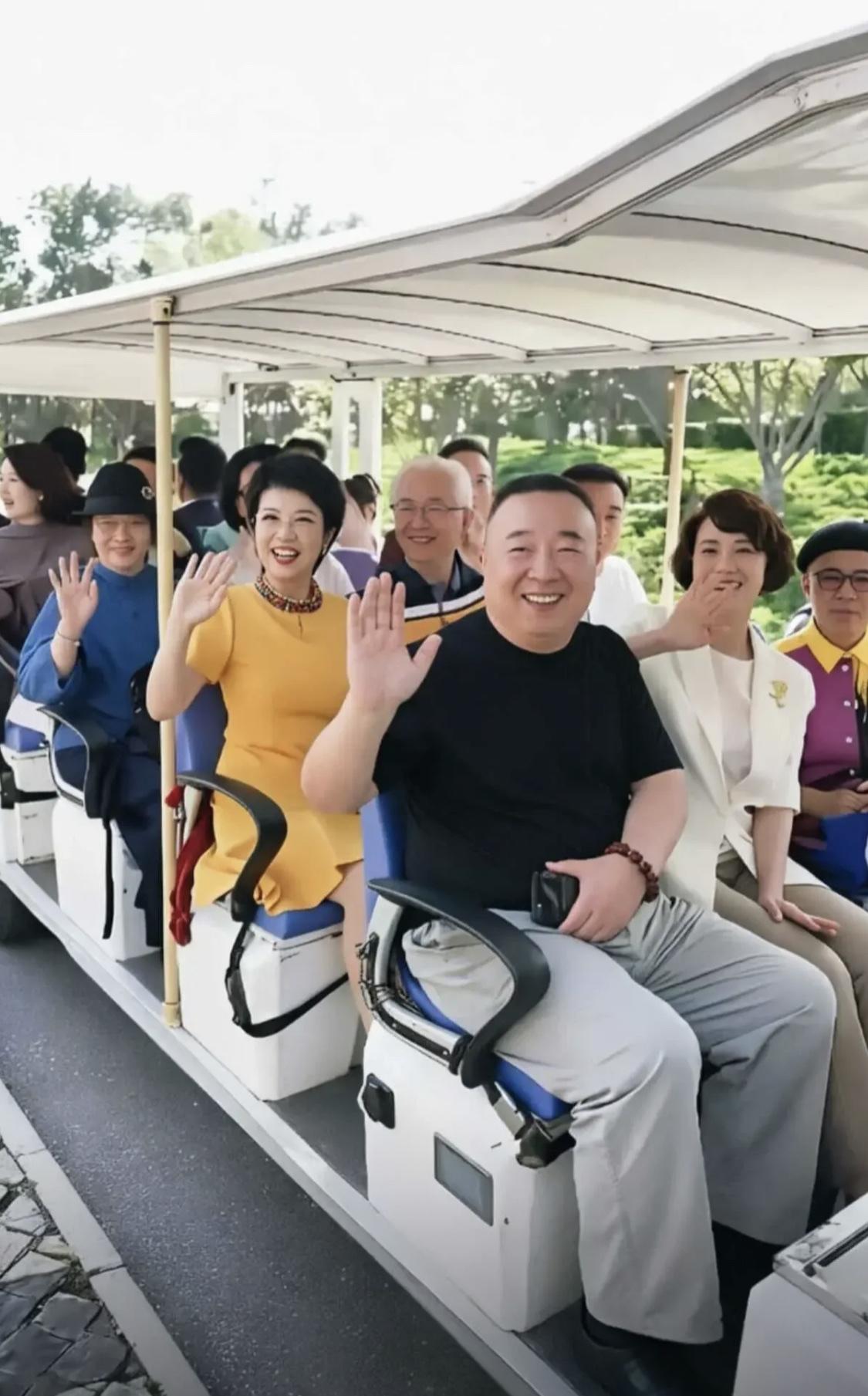 全国没有哪个老板敢坑这个团[墨镜]