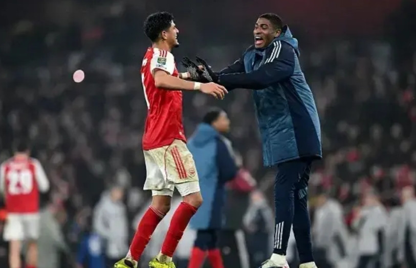 不出意外，阿森纳本赛季能拿三冠王！原因如下：联赛——目前领先6分，优势明显，