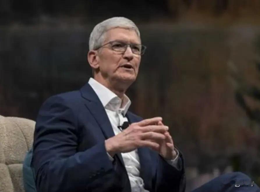 苹果CEO库克发言了，内容非常有意思！库克说：“我们并不是因为廉价而选择在东方大