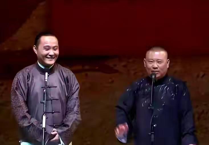 【李鹤东担任德云社教导主任之后，最后悔的人竟然是他？】近日，随着相声演员李鹤东