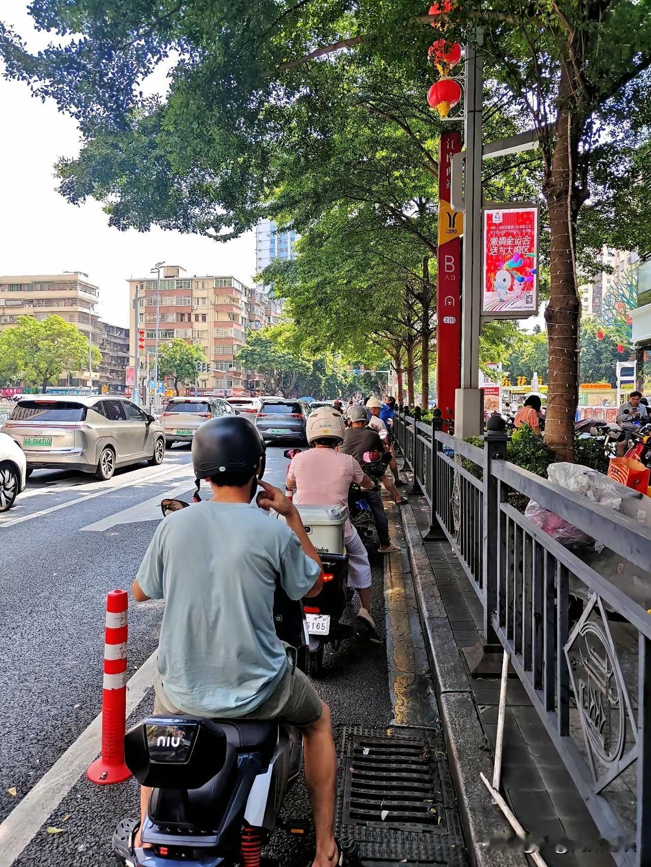 广州街头的“电鸡”最近彻底火了——不是因为又出新款式，是数据让人惊掉下巴：202