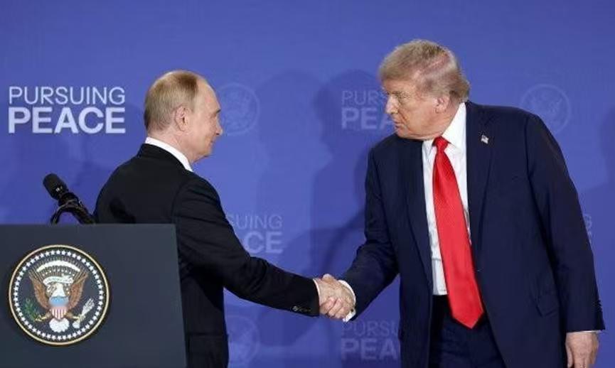 有人说美国敢不敢用对付马杜罗的方式去对付普京。我可以肯定的告诉你，这是不可能的事