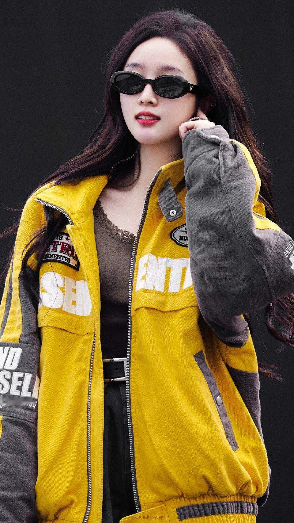 曝吴宣仪要转型吴宣仪被曝将跨界出演原创音乐剧《她的海》，饰演传奇海盗女王石香姑，