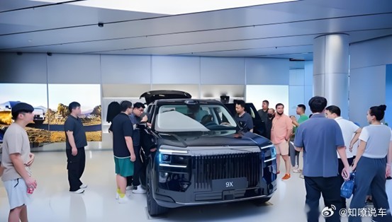 谁说2月汽车销量差？极氪靠“一招鲜”，销量猛增70%2月的中国车市，向来是新能源