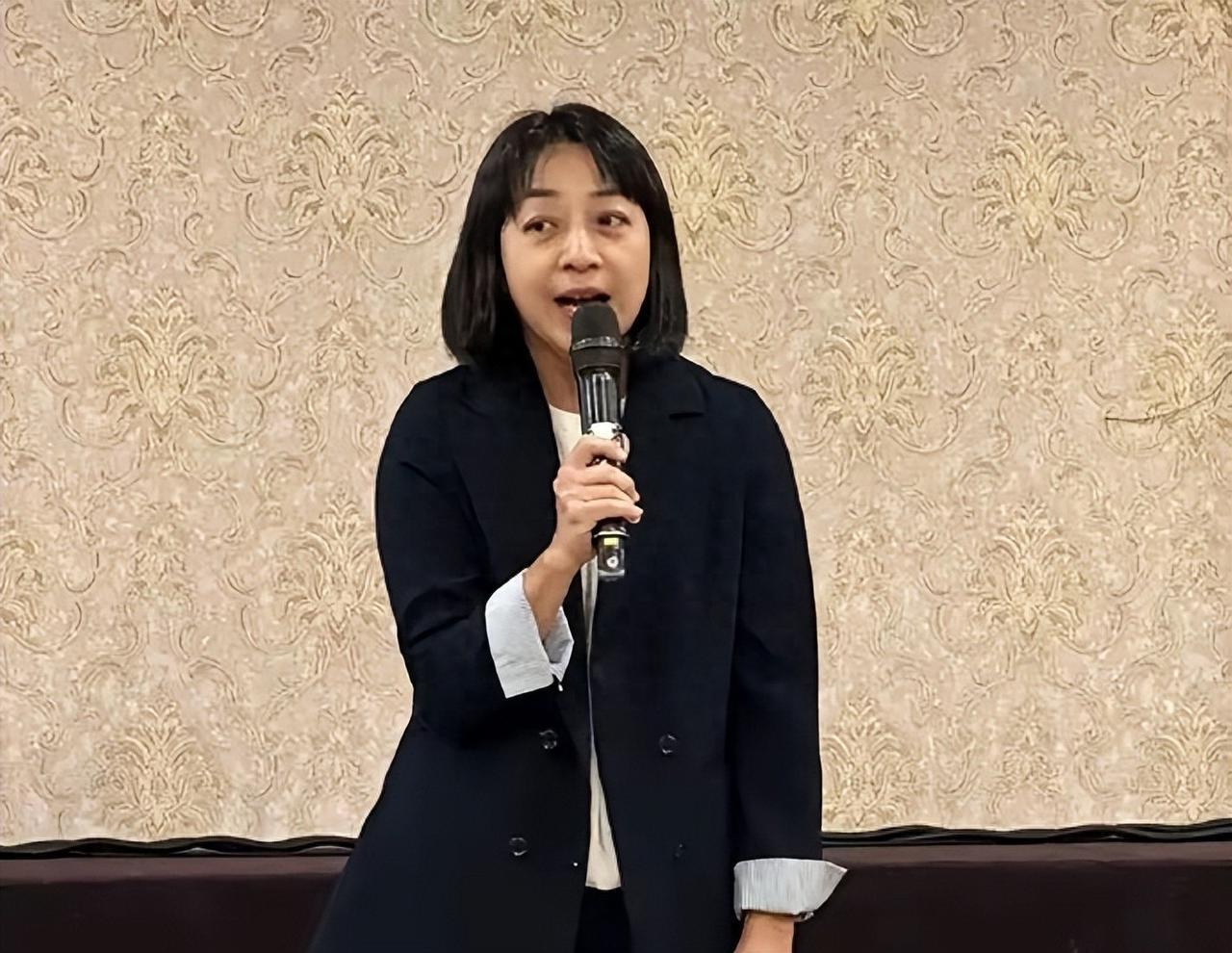 针对未来在竹北市是否有机会与“时代力量”党主席王婉谕合作，民进党“立委”王世坚说