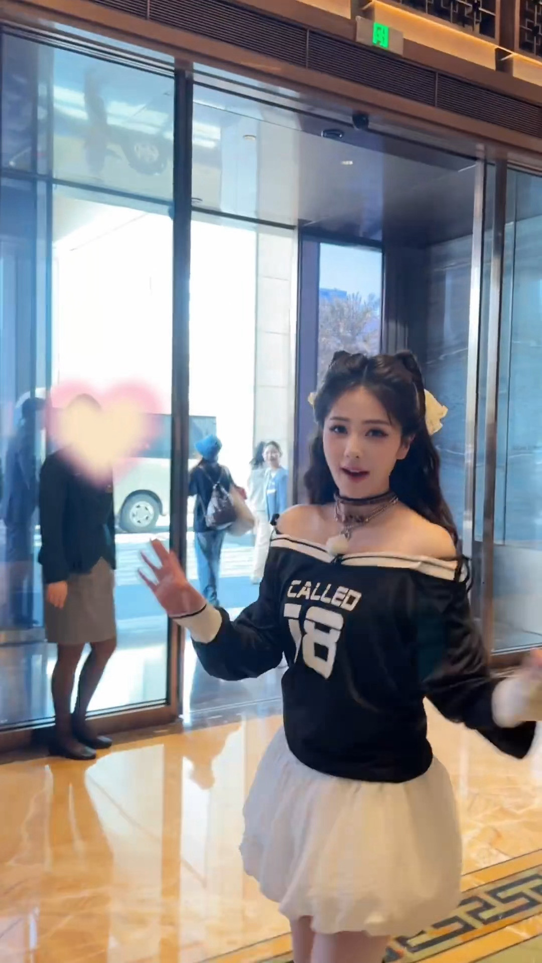 这个白鹿完全女团门面来的