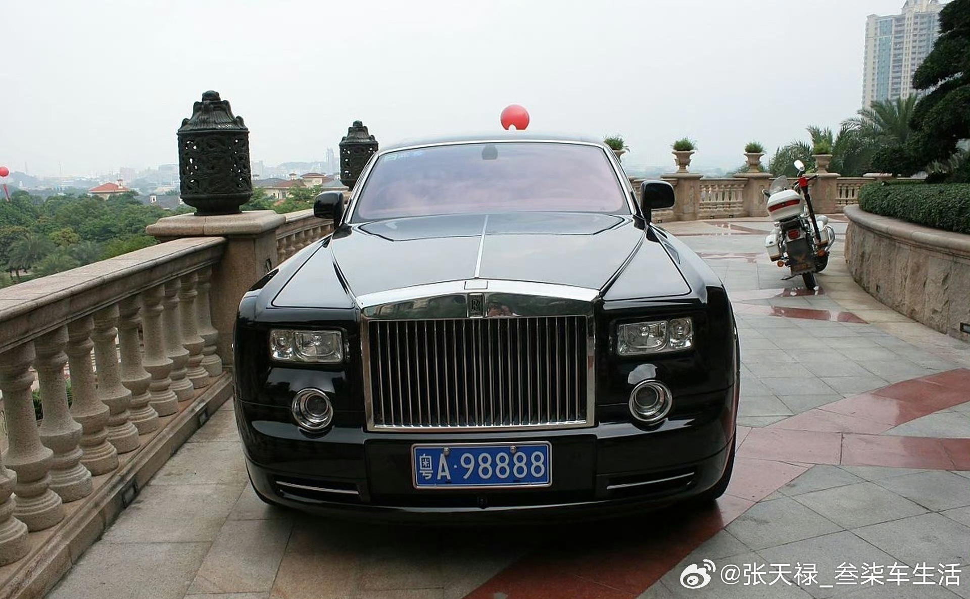 许家印车牌粤A98888劳斯莱斯被接管这个车牌价值几何？劳斯莱斯​​​