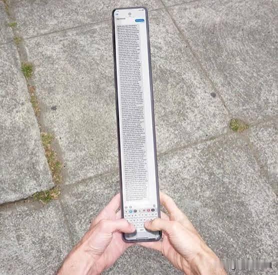 1、川普周一晚上花了五个小时在TruthSocial上发帖，从晚上7点