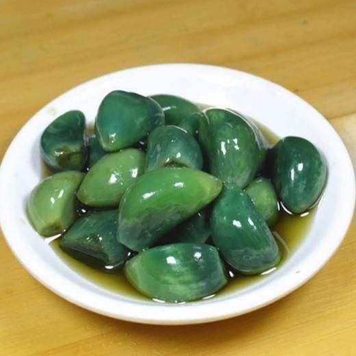 这样腌腊八蒜才好吃
