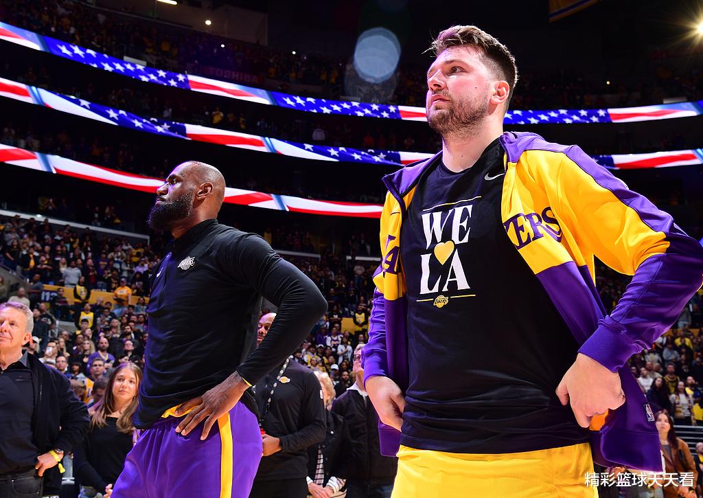 NBA西部最强的三支球队是：雷霆、火箭、湖人！这3支球队也是全联盟最强的球队。掘