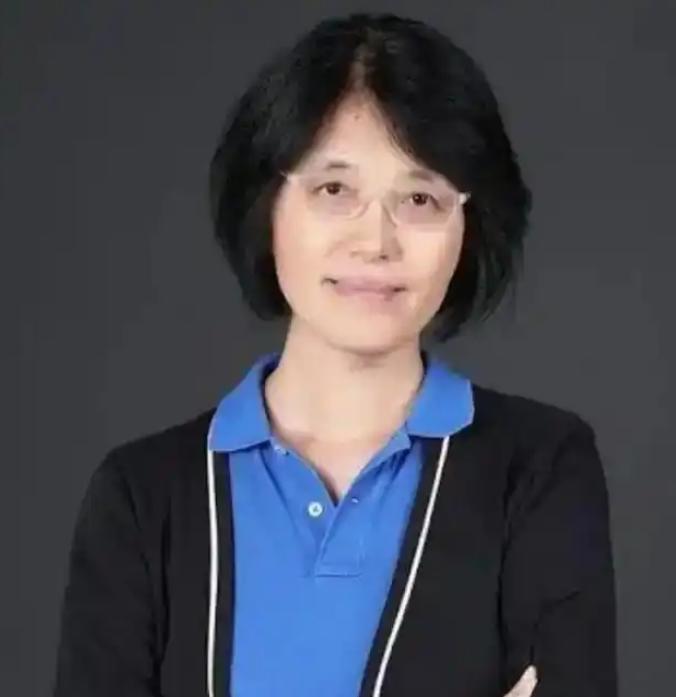 “我死了不要骨灰，不要墓地，也不要通知亲朋好友，就悄悄地拉火葬场，烧成灰让火葬场