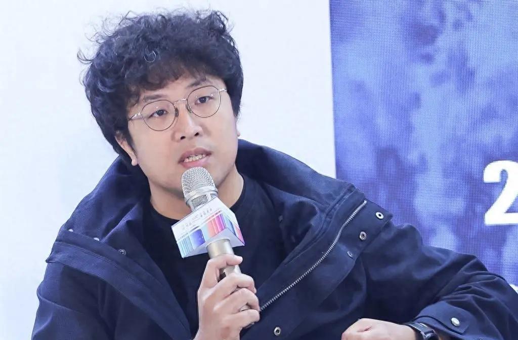 沈伯洋父亲转手大陆商品赚差价父子都是“A钱高手”民进党“立委”沈伯洋表面“抗