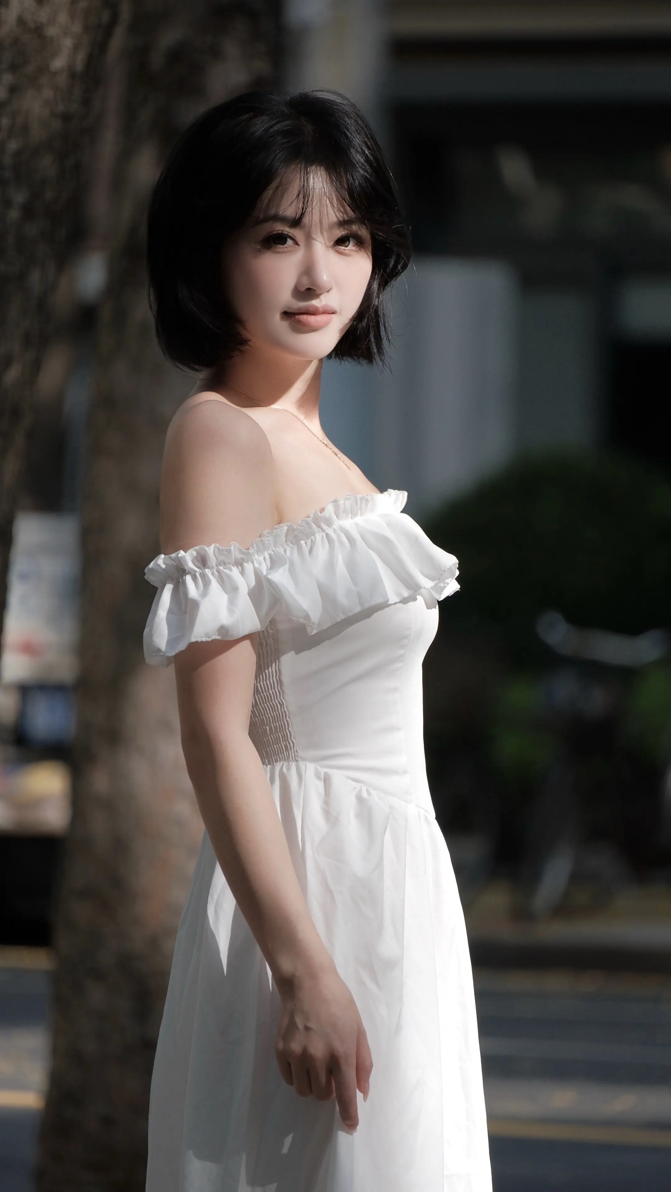 艺凌上海街拍｜第183期。每个小姐姐都美的发光…