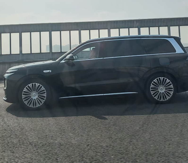 为什么零跑D19不上市却搞巡展作为零跑车主，真心觉得这次D19的操作太懂行了！