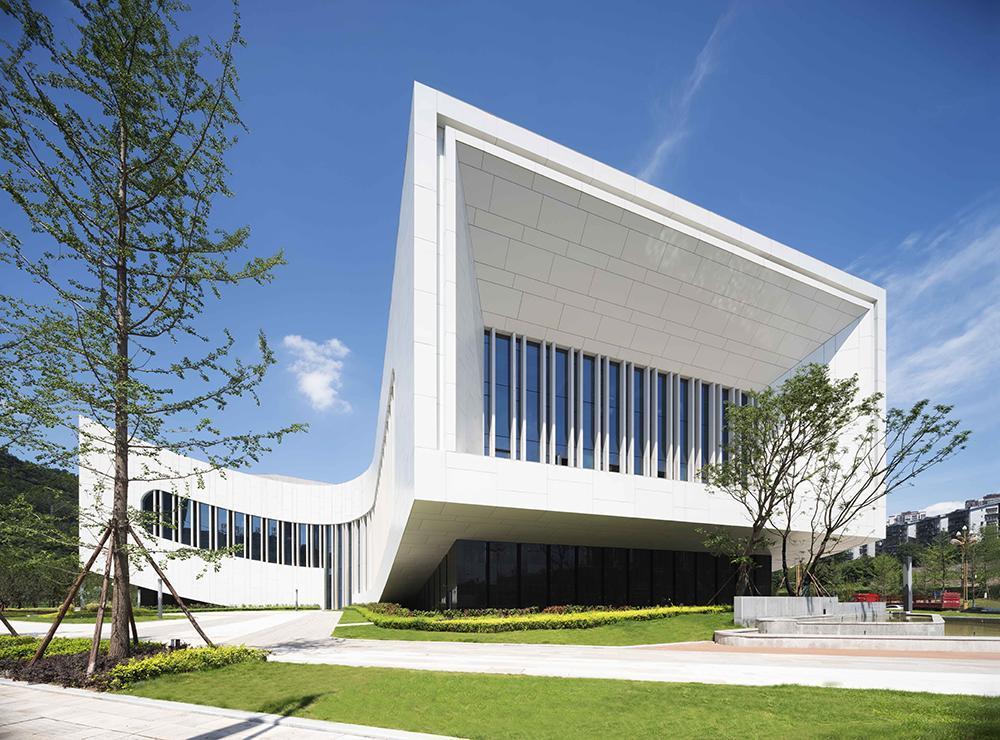 四川宜宾全省排笫几位？宜宾经济总量稳居四川省第三位，2024年GDP达400