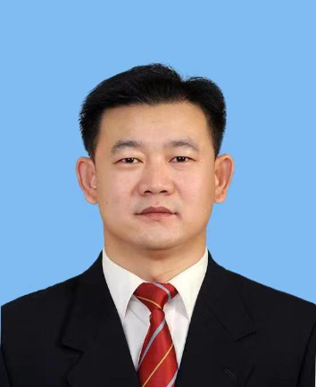 王汝津, 任深圳一大学党委书记
