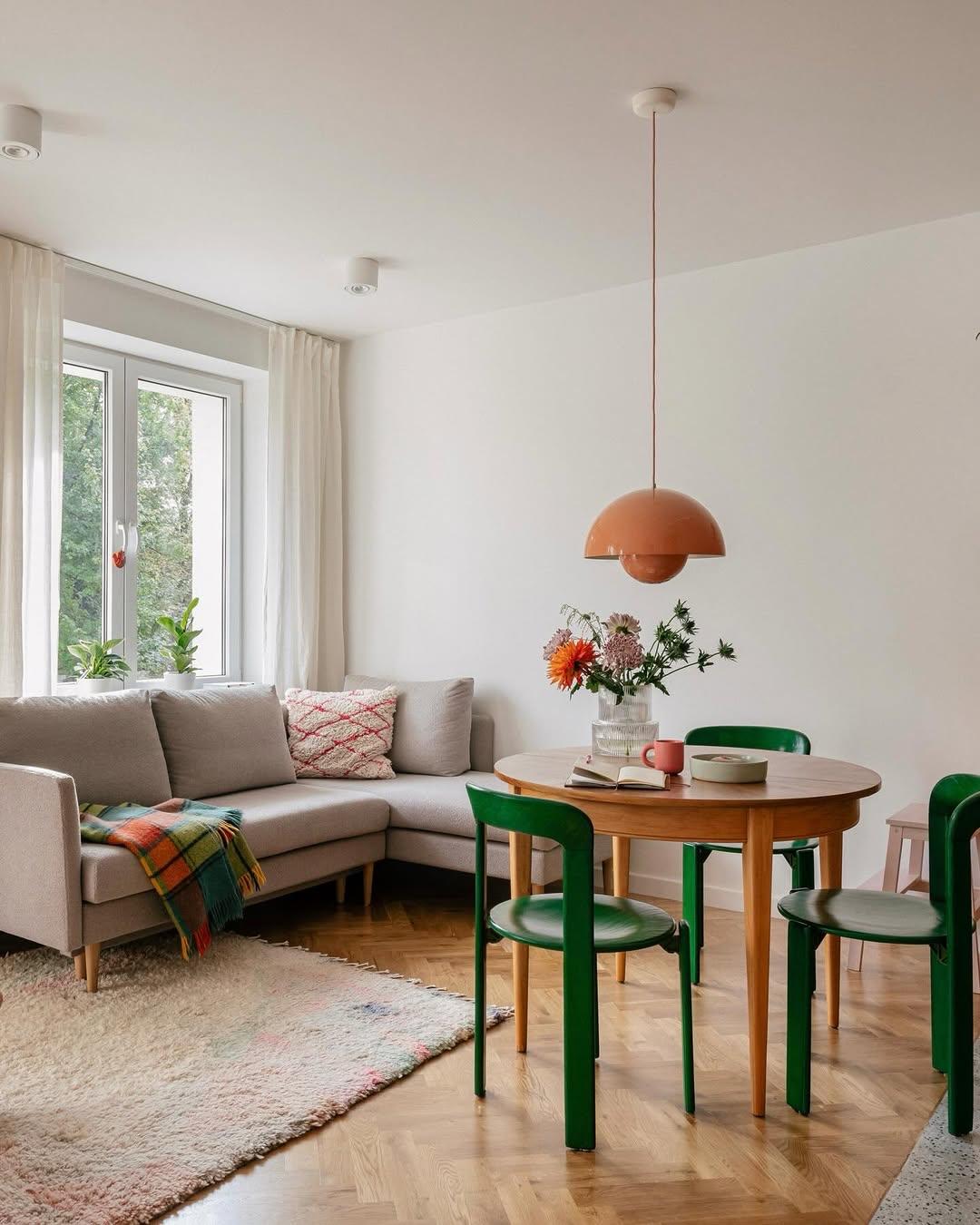 简约不寡淡，舒适不拥挤，邂逅松弛自在的日常。你最喜欢什么样的家装风格？装修