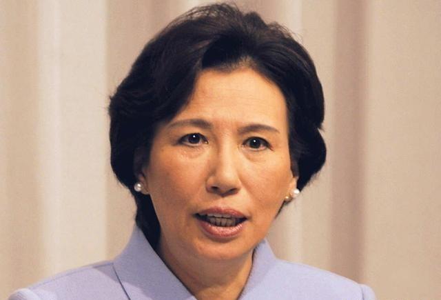 日本前外务大臣田中真纪炮轰高市首相，对其“外交认知水平”提出质疑，她质问说