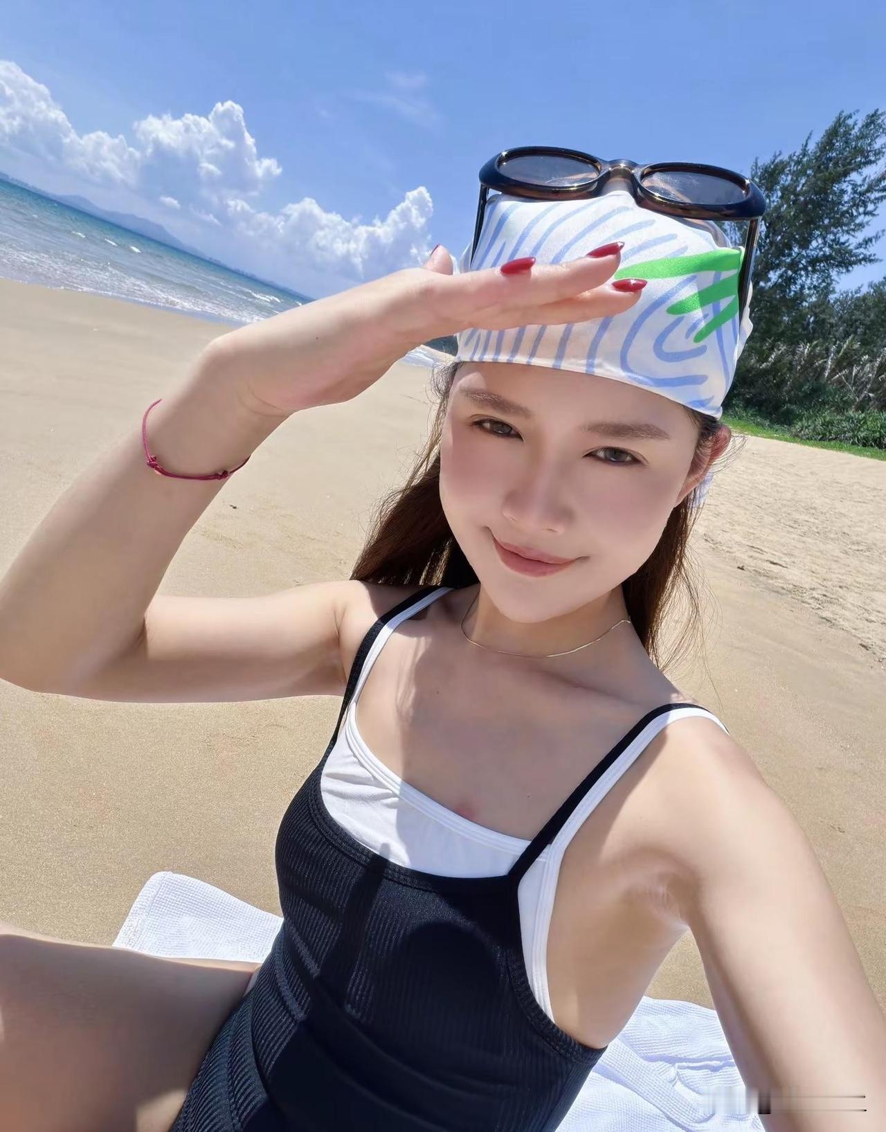 一个人的旅行，是和自己最好的约会。把烦恼丢在路上，把温柔带回来。不用赶行程，