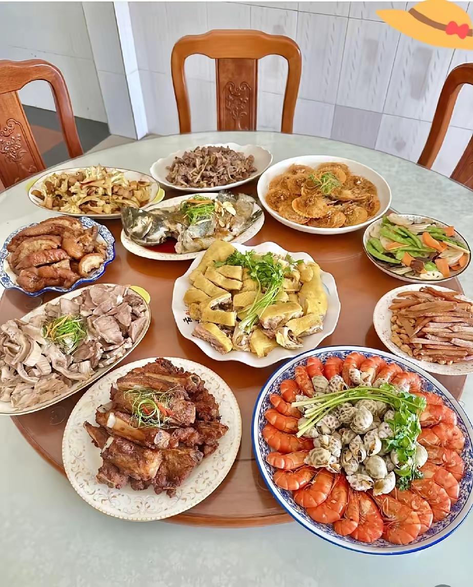 这应该算是家宴天花板，用心做了。[赞][赞]
