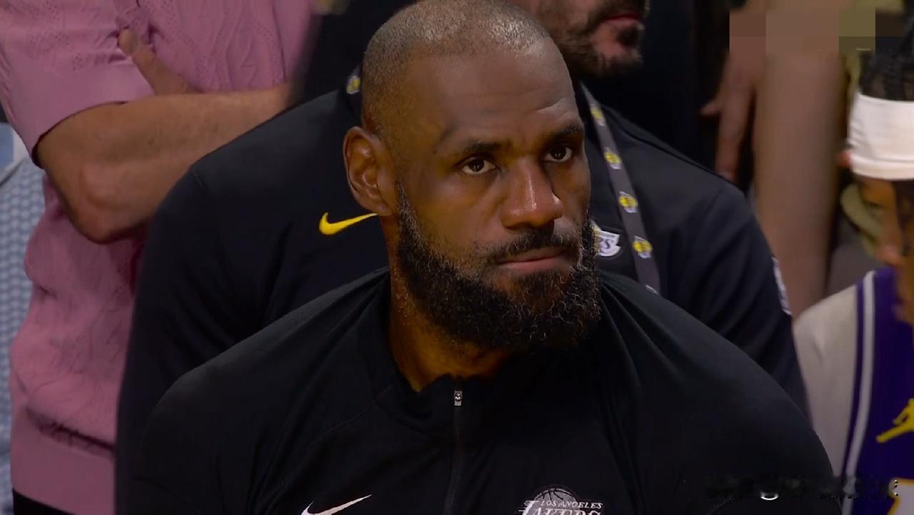 NBA超级巨星詹姆斯终于要做出选择了！今天美国名记RobMurrows在社媒上