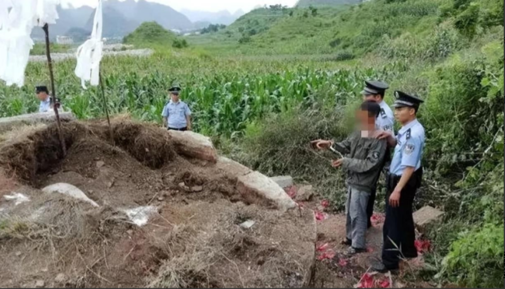 2019年，陕西一男子接连3天晚上都梦到亡妻，就连梦到的内容都是一样的，这让老林