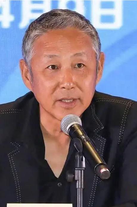 陈道明对女儿的忠告：“选男人要切记，教养和文化是两回事，有的男人很有文化，但是很