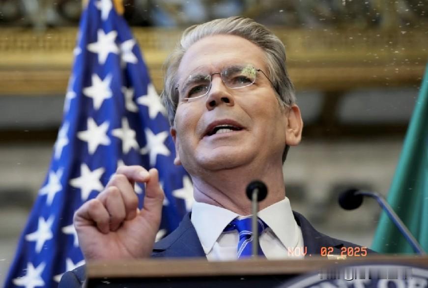 又开始不要脸了美国财政部长贝森特：中国如果停止稀土出口，将犯下“真正的错误”