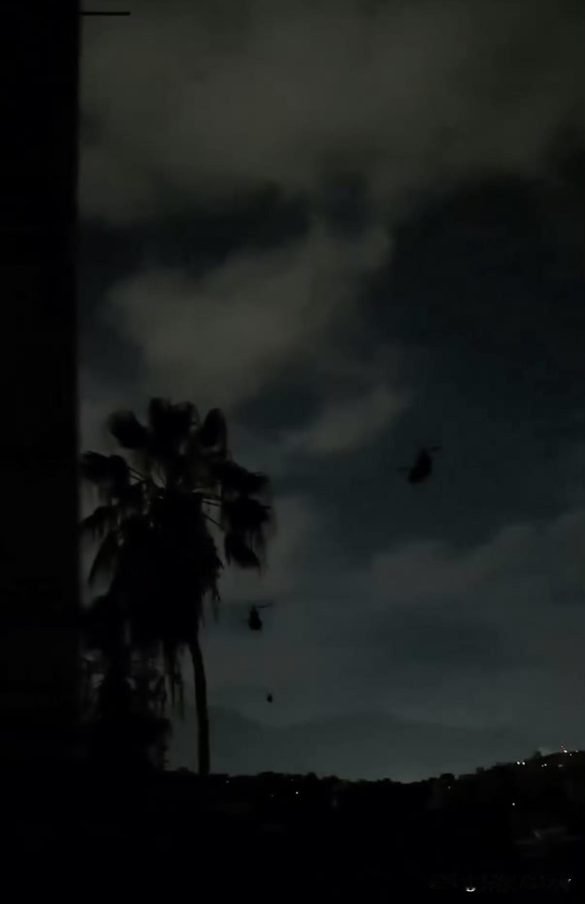 老美这军事素养，不服不行。再对比一下几年前的大俄突袭机场，两者之间的差距不是一