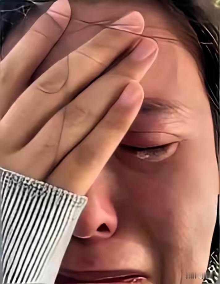 真的快熬不下去了，一家四口天天窝在家里，没有一个人出去挣钱，这日子过得一眼望不到