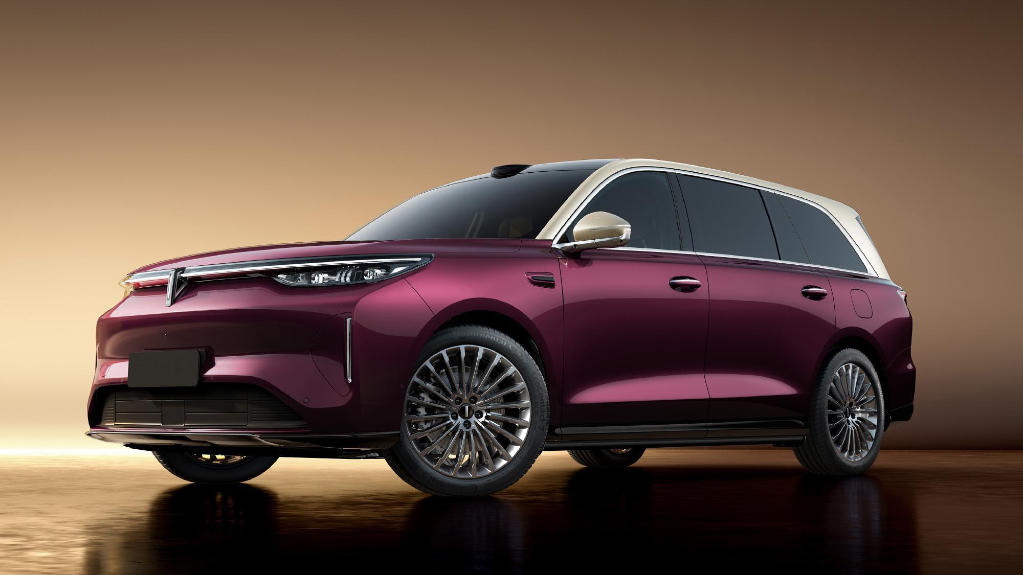 昨天工信部那个魏派V9X没法看，官图顺眼多了，当然了我的审美下依然不算好看的