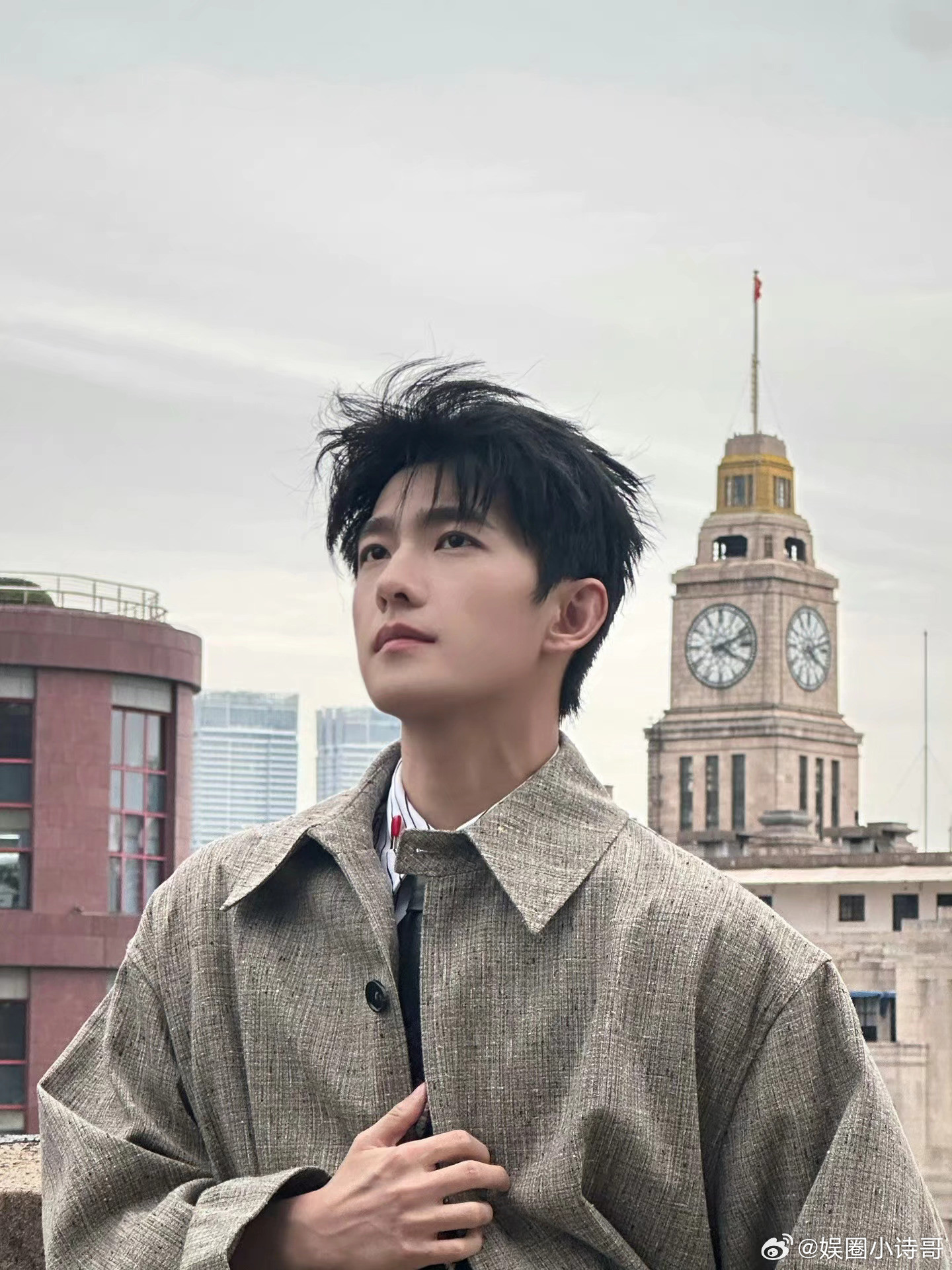他生图长这样？？？🤩​​​